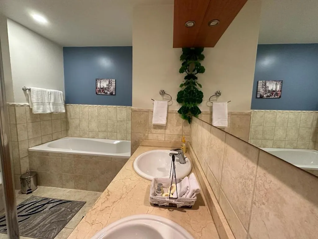 פאלם ביץ' Tierra Del Sol...Ocean Front Golf And Tennis Resort Condo פאלם ביץ'